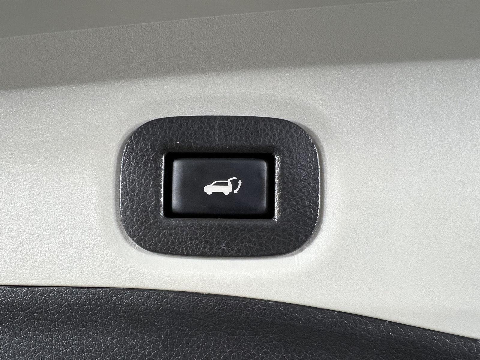 Used 2020 Midnight Pine Metallic Nissan SV image 42