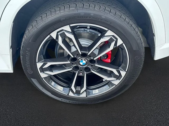 Used 2026 White BMW xDrive28i image 31