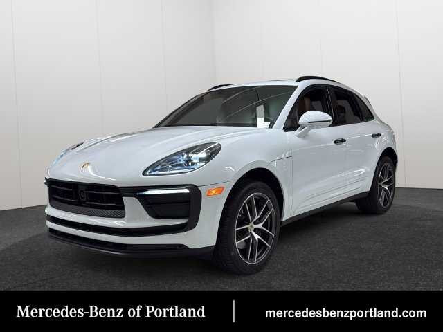 2022 Porsche Macan