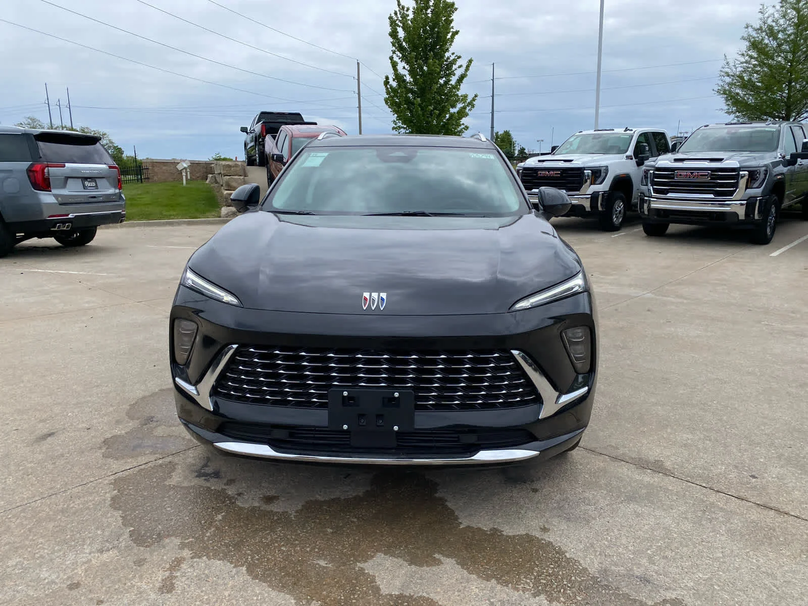 New 2026 Ebony Twilight Metallic Buick Avenir image 2