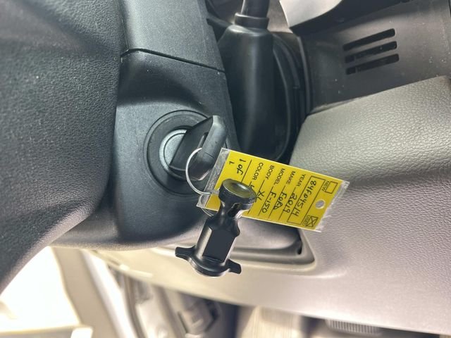 Used 2019 White Ford XL image 25