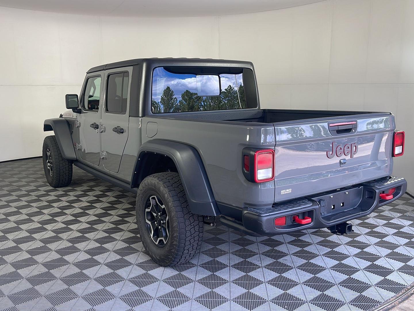 Used 2021 Sting-Gray Clearcoat Jeep Rubicon image 9
