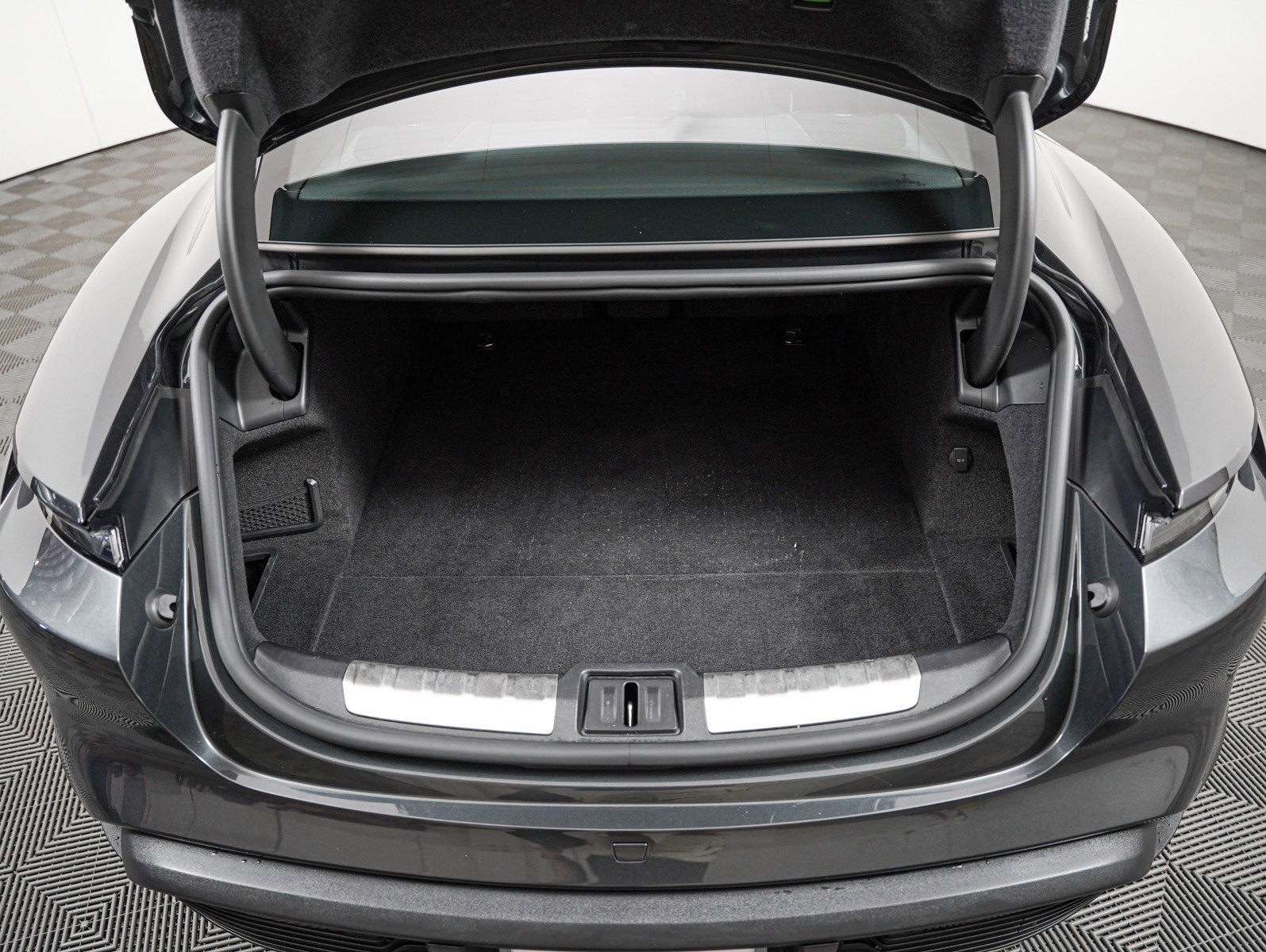 Used 2023 VOLCANO GREY Porsche 4S image 25