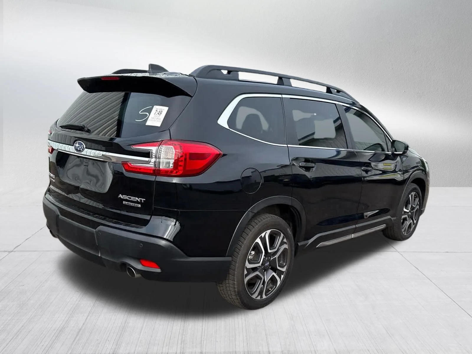 Used 2024 Crystal Black Silica Subaru Limited image 7