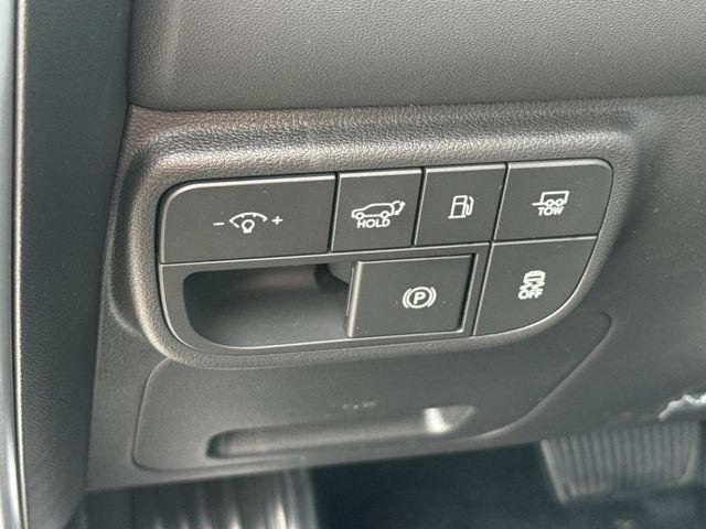 New 2026 White Hyundai SEL Premium 7P image 28