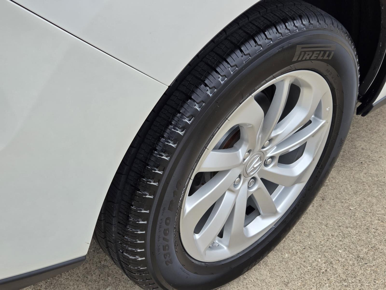 Used 2016 White Diamond Pearl Acura BASE image 11