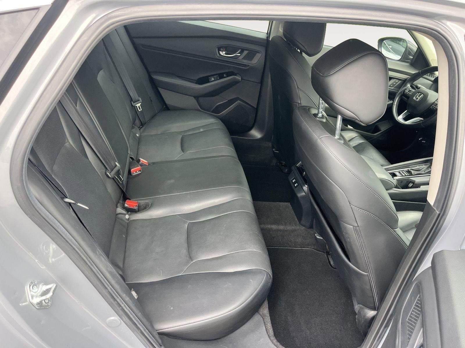 Used 2024 Urban Gray Pearl Honda Touring image 40