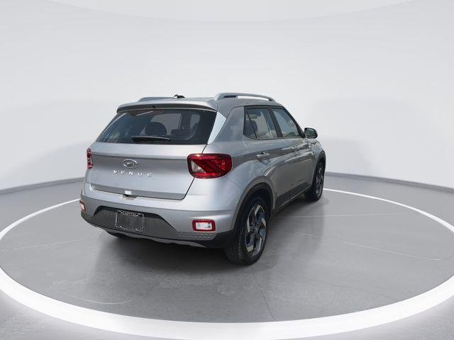 New 2026 Silver Hyundai SEL image 8