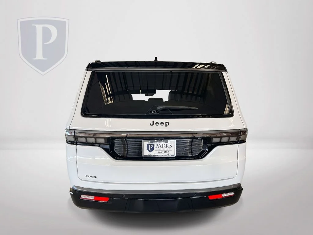 New 2026 Bright White Clear-Coat Exterior Paint Jeep Summit Obsidian image 6