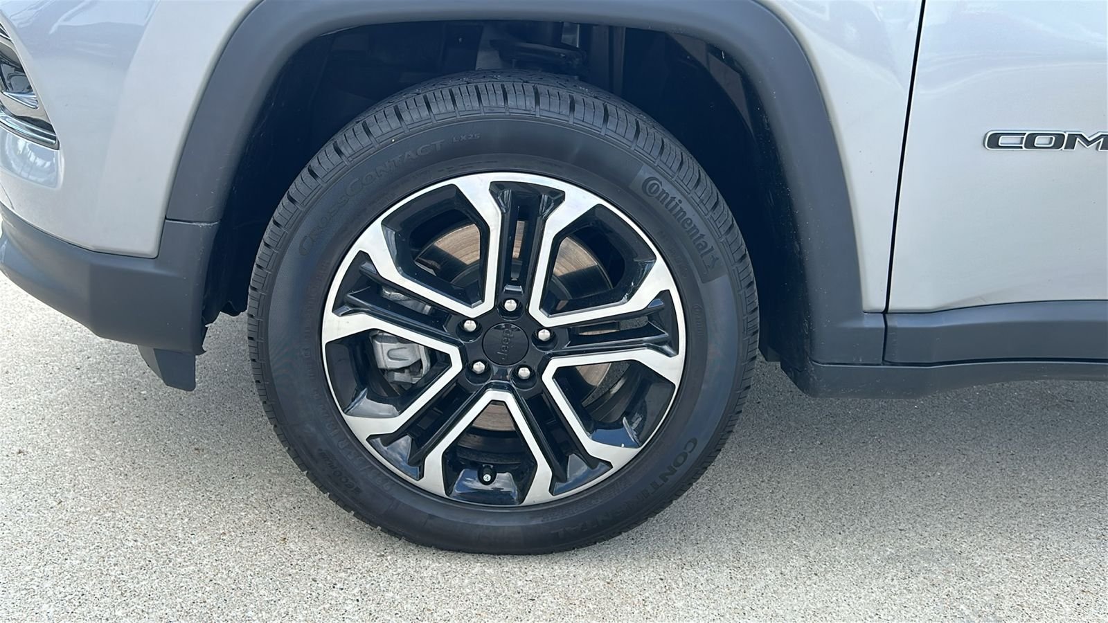 Certified Used 2023 Silver Jeep Limited image 10