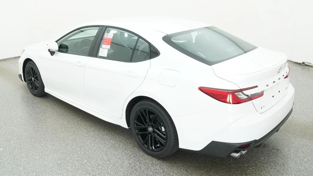 New 2026 Ice Cap Toyota SE image 21