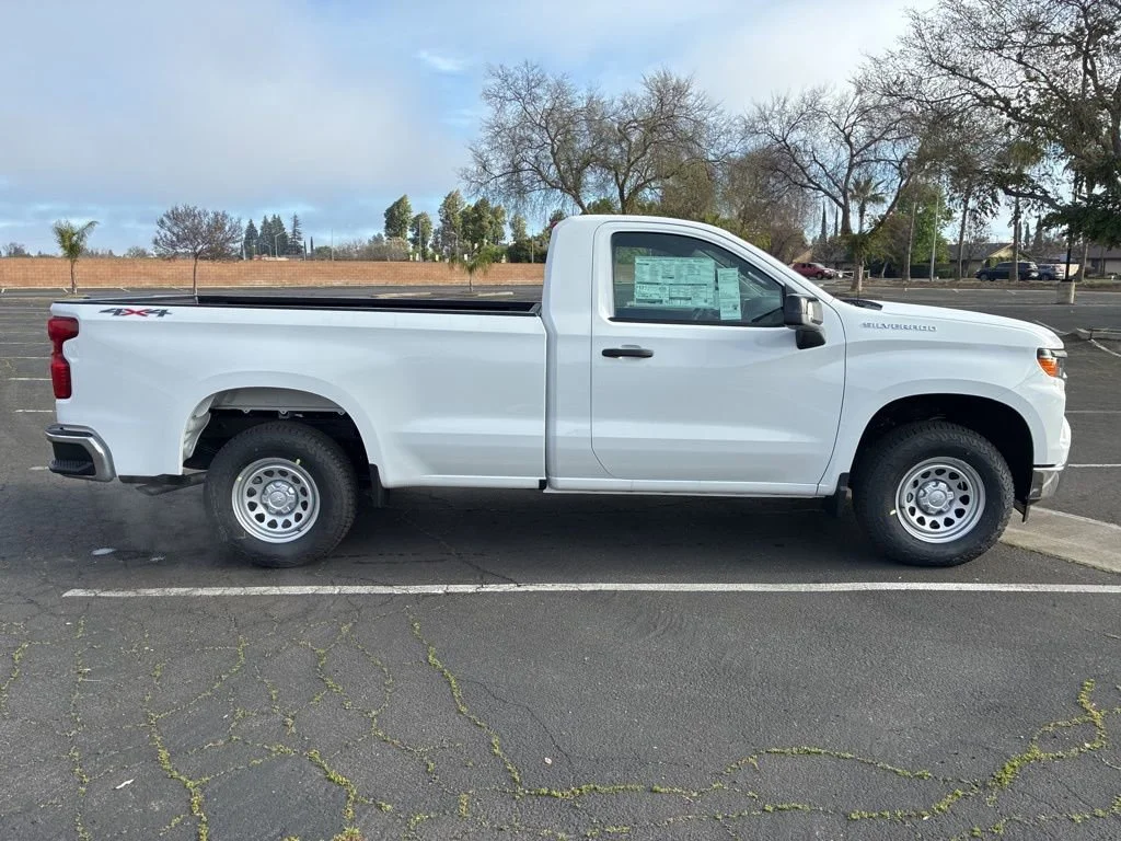 New 2026 Summit White Chevrolet WT image 2