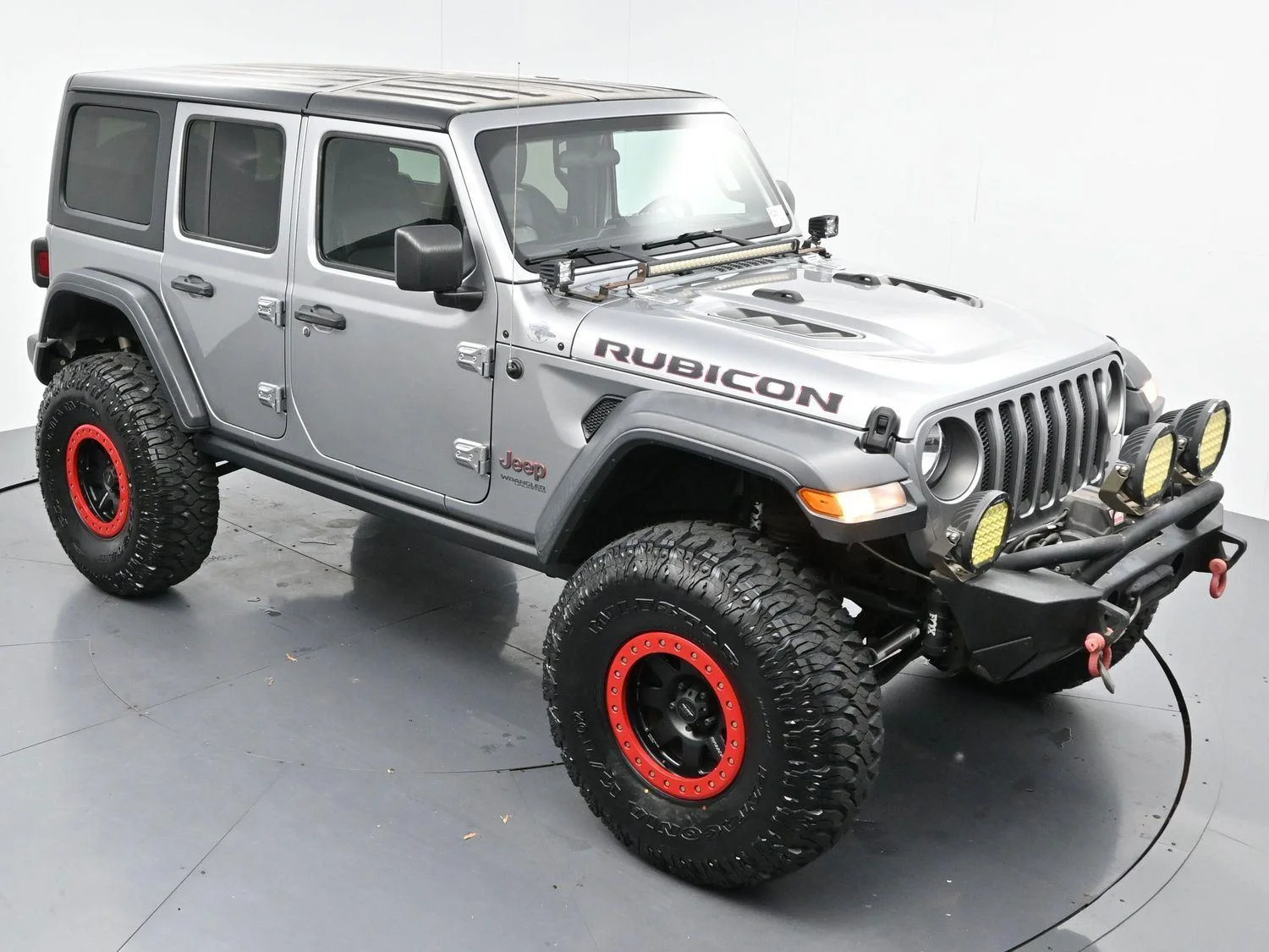 Used 2020 Billet Silver Metallic Clearcoat Jeep Rubicon image 34