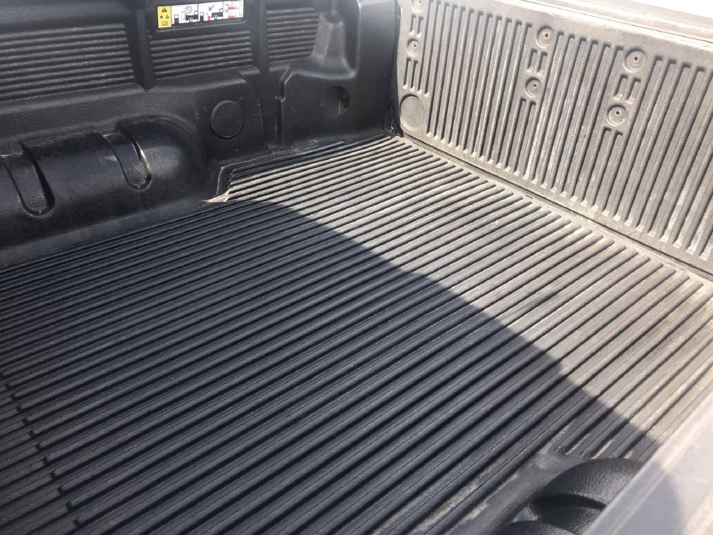 Used 2023 Silver Ford XLT image 23