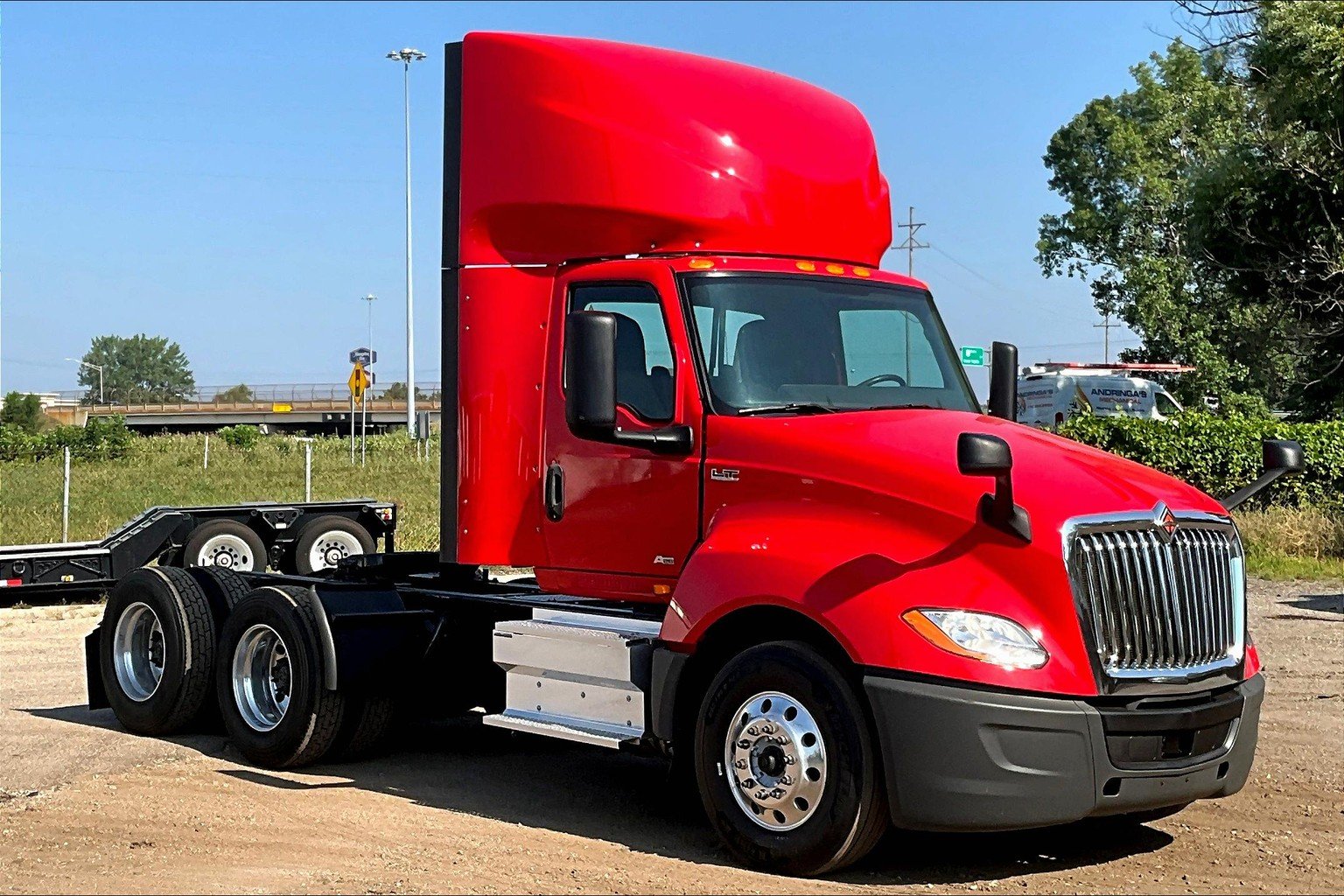 2020 INTERNATIONAL LT625 6x4 - Image 1