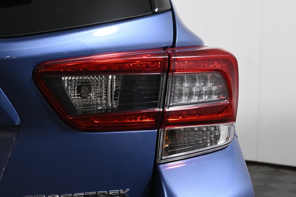 Used 2021 Horizon Blue Subaru Limited image 13