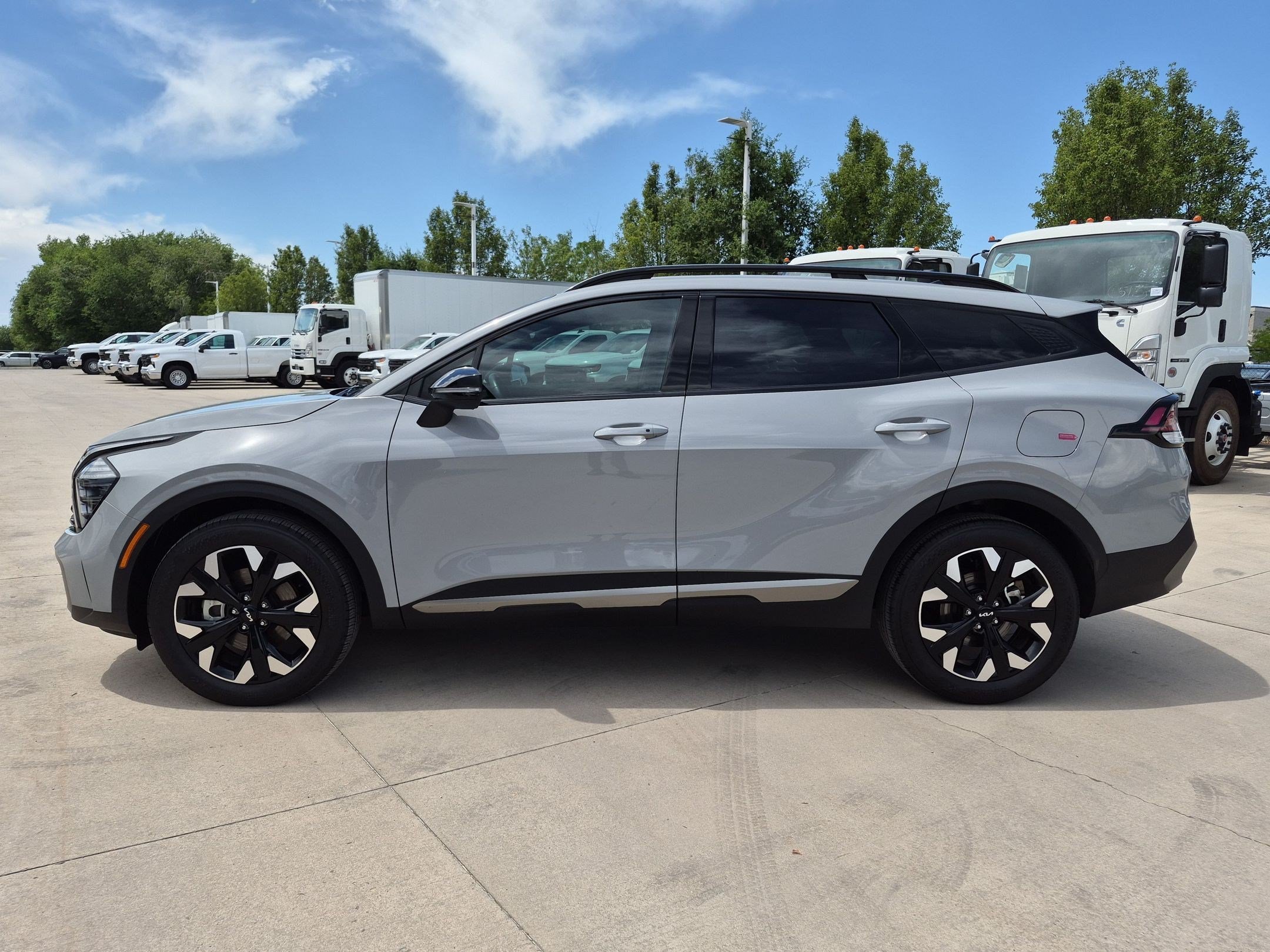 Used 2024 Wolf Gray Kia X-Line image 2