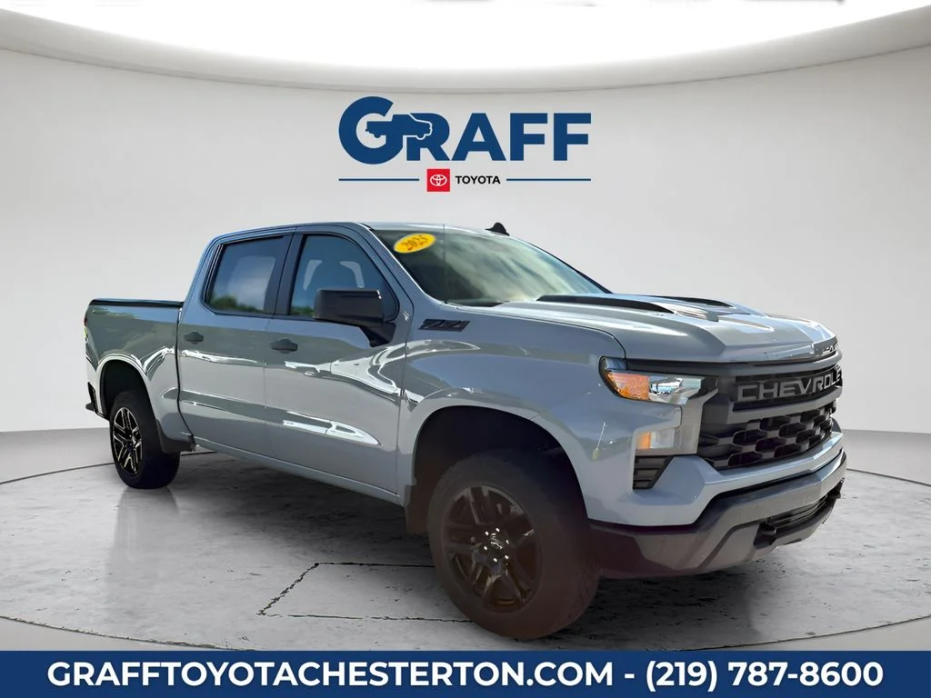Used 2025 Gray Chevrolet Custom Trail Boss image 4