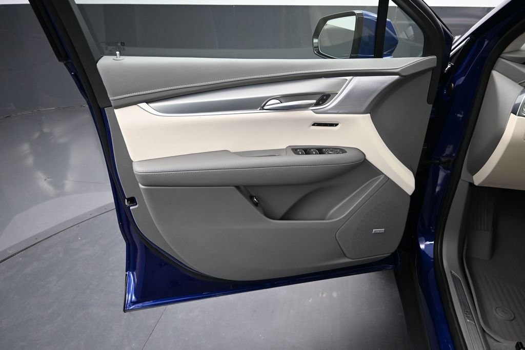 New 2026 Opulent Blue Metallic Cadillac Premium Luxury image 9