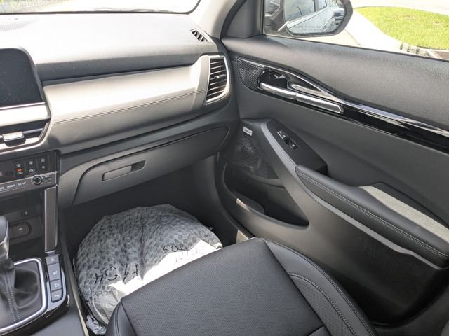 2026 Kia Seltos SX - Photo 16