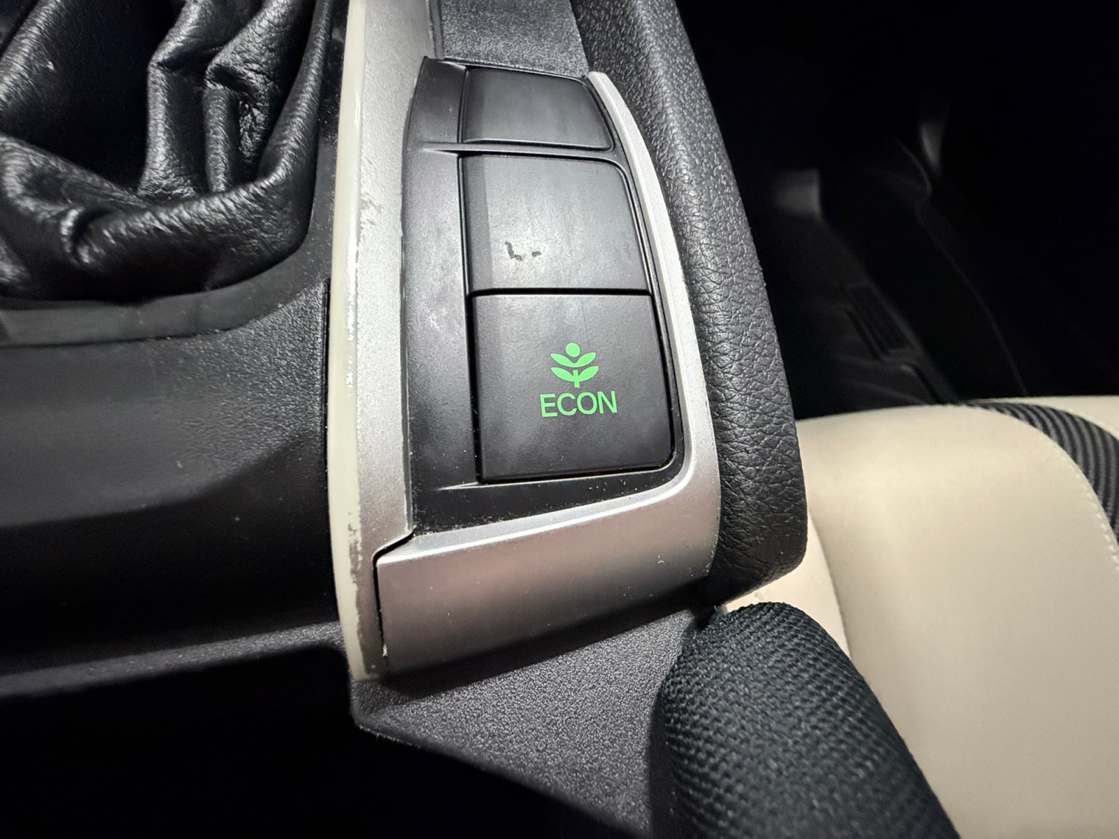 2018 Honda Civic LX - Photo 23