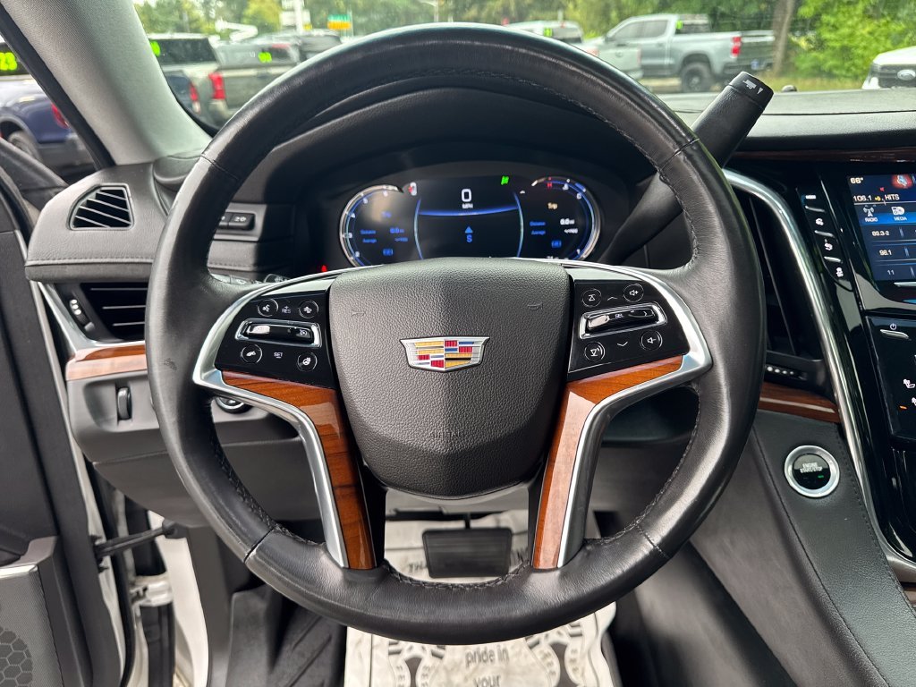 Certified Used 2017 Crystal White Tri-Coat Cadillac Luxury image 18