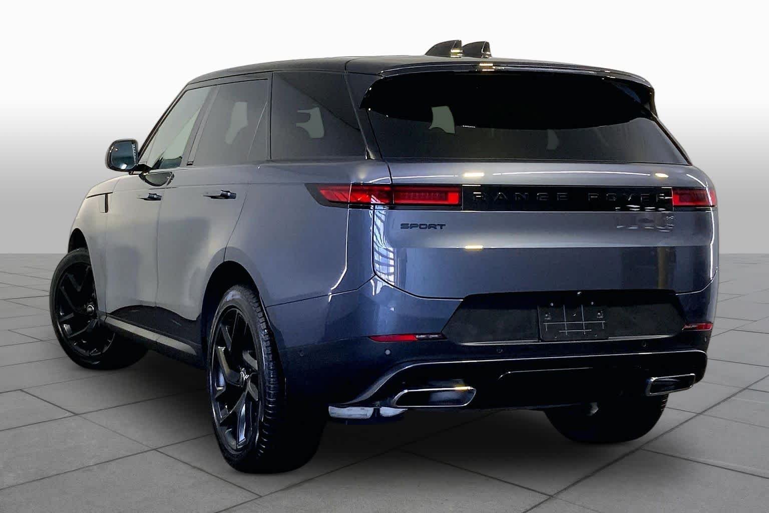 Used 2025 Varesine Blue Metallic Land Rover SE image 12