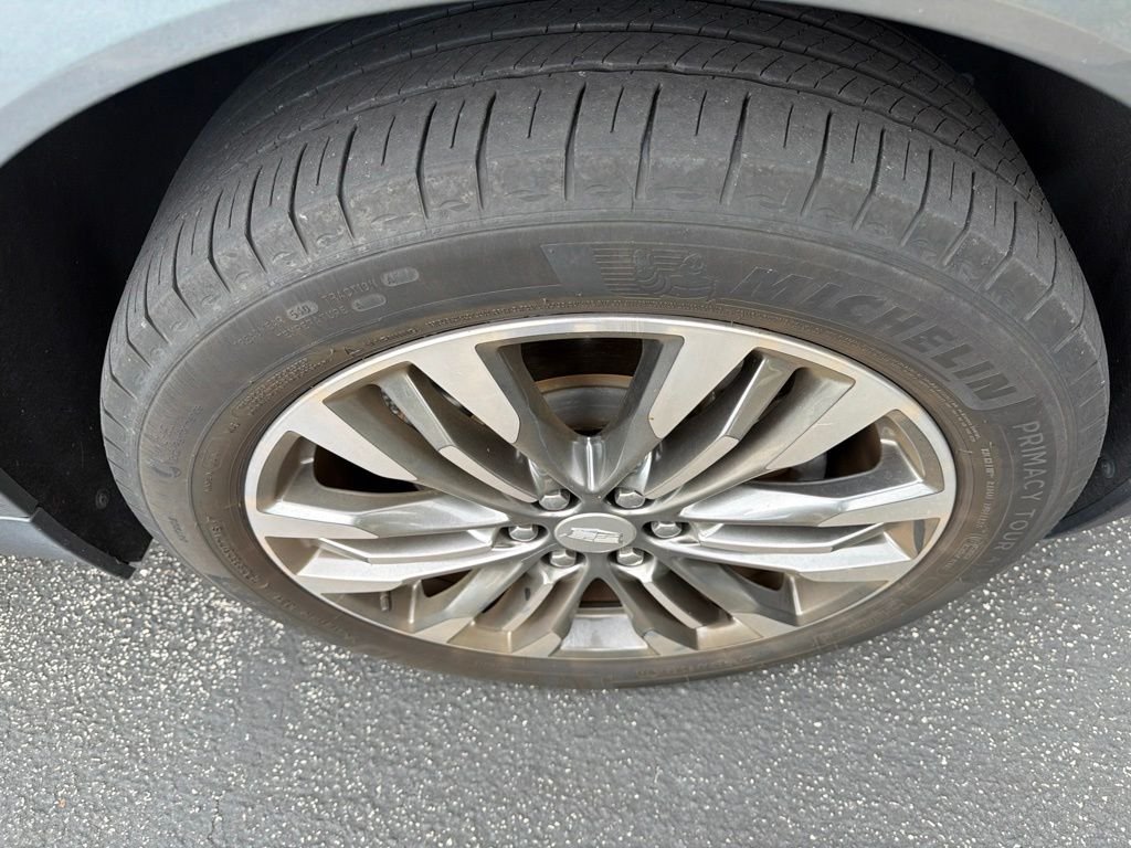 Used 2020 Gray Cadillac Sport image 10