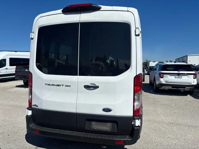 Used 2024 White Ford XL image 6