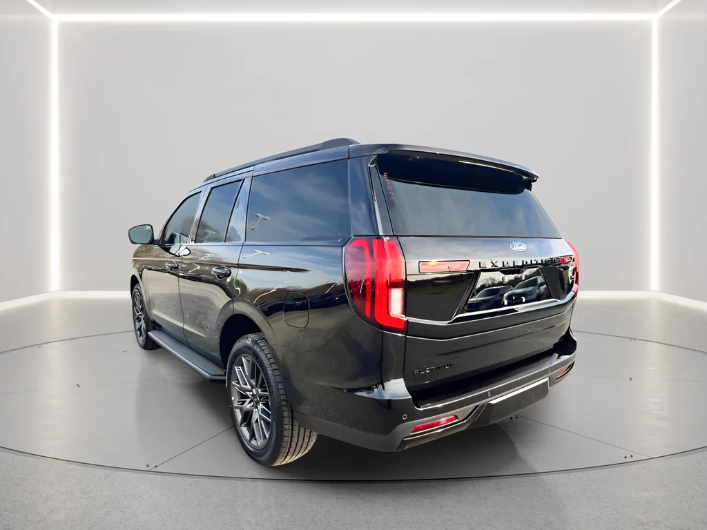 New 2026 Agate Black Metallic Ford Platinum® image 7