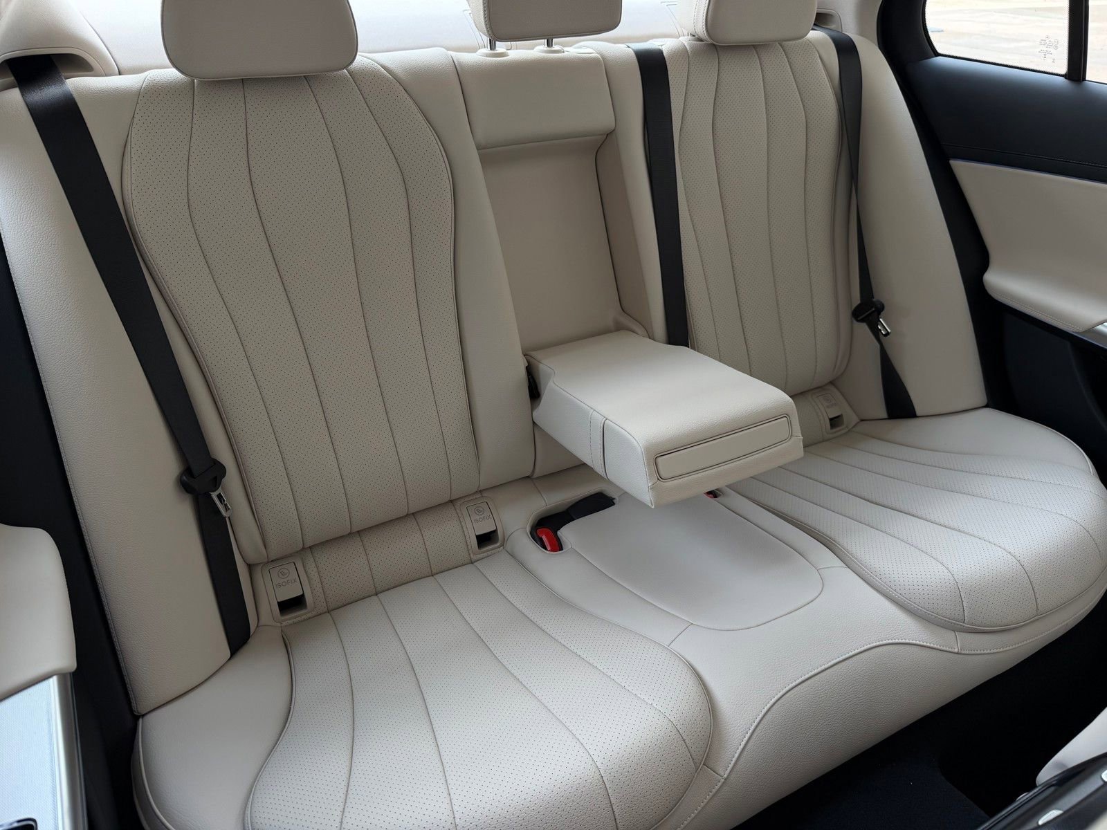 New 2026 Black Mercedes-Benz E 350 image 37