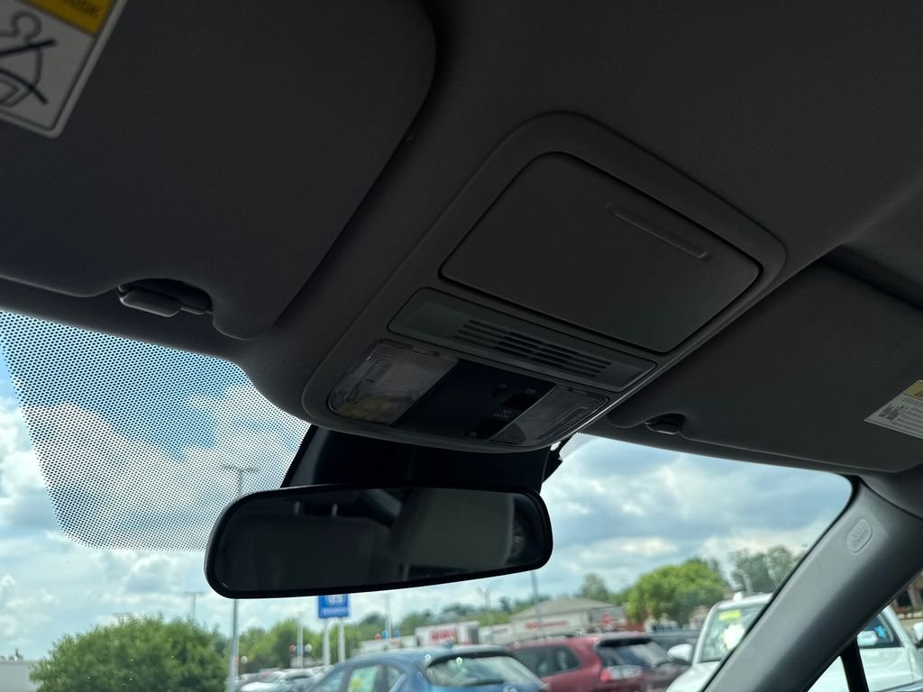 Used 2019 Blue Honda LX image 28