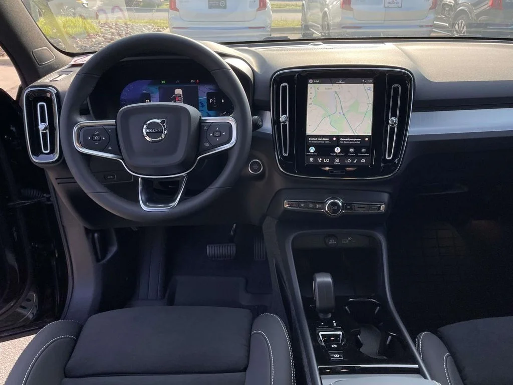 New 2026 Onyx Black Volvo Ultra Black Edition image 4