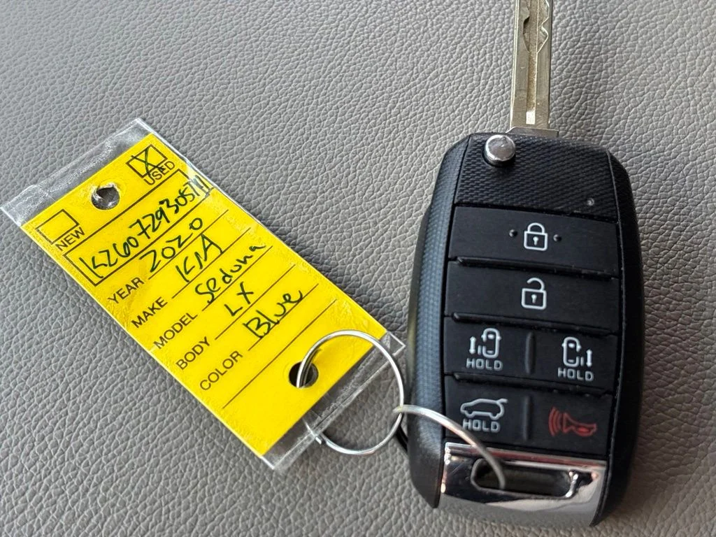 Used 2020 Blue Kia LX image 27