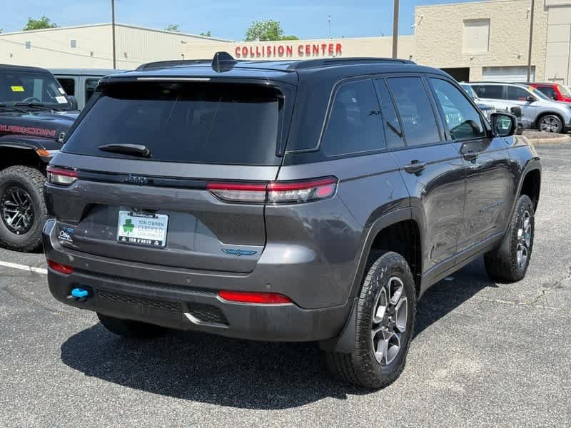 Used 2023 Baltic Gray Metallic Clearcoat Jeep Trailhawk image 3