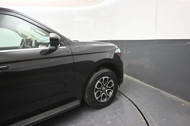 2024 Ford Expedition XLT - Photo 9