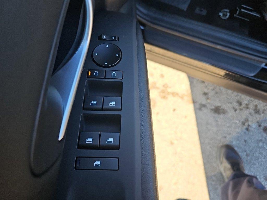New 2026 Black Hyundai SEL Plus AWD image 12