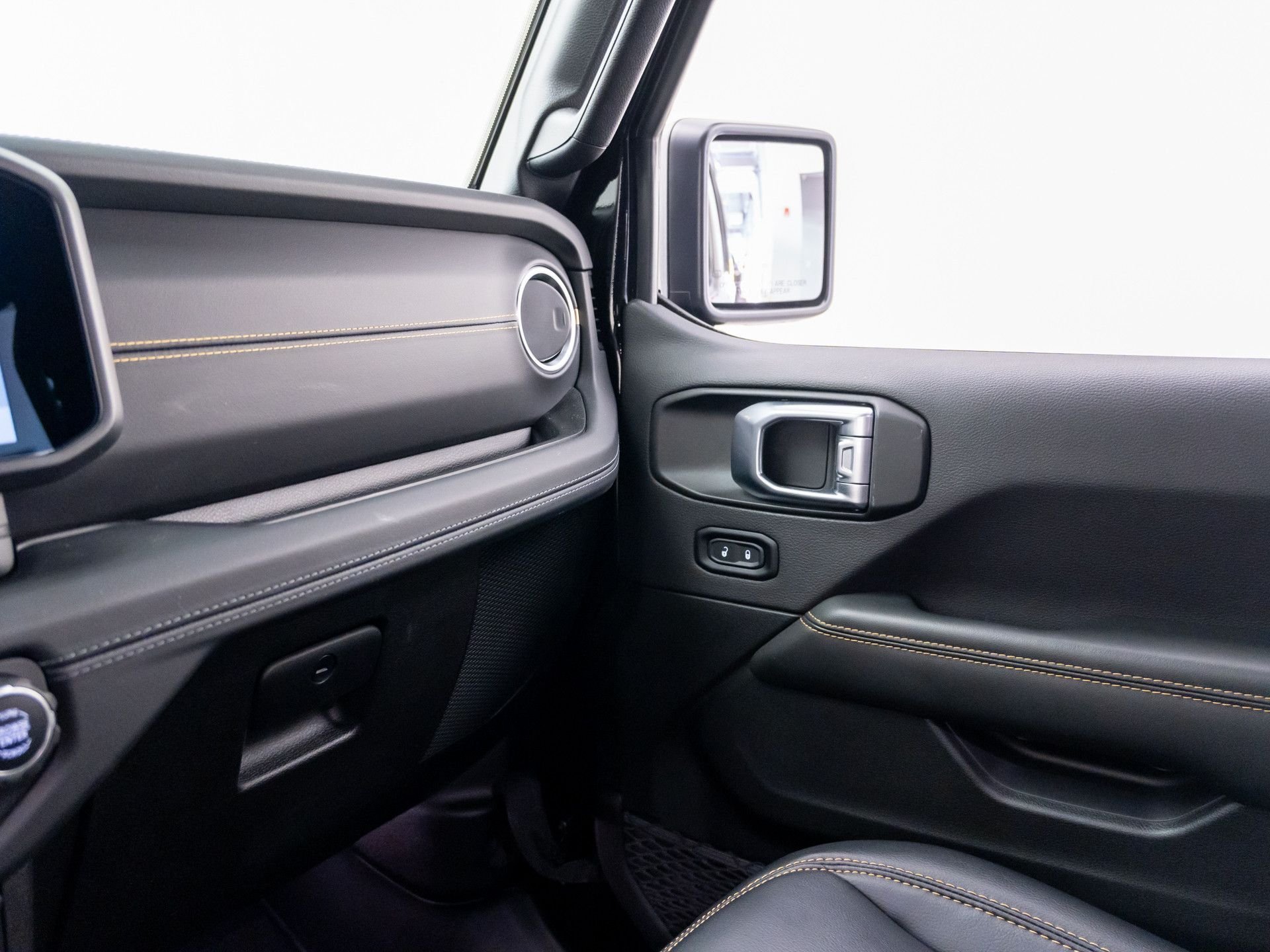 Used 2024 Black Jeep Sahara image 30