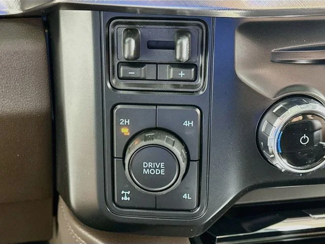 New 2026 White Ford King Ranch image 19