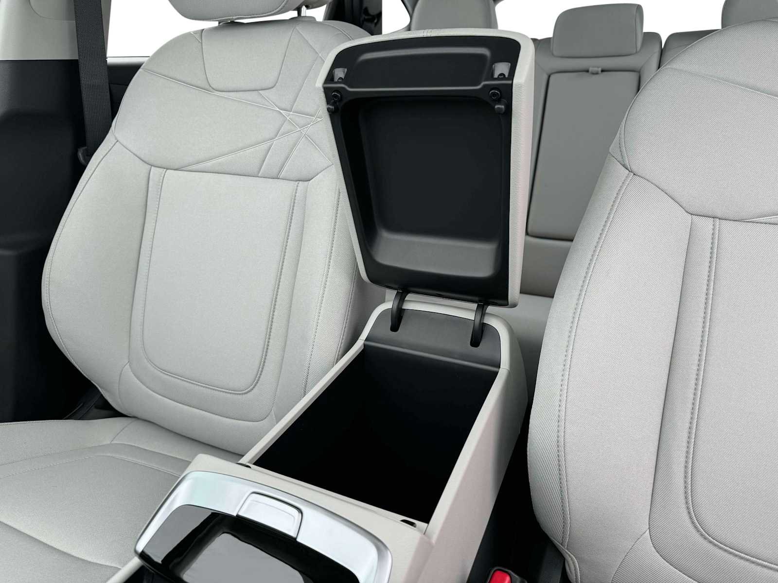 Used 2025 Phantom Black Hyundai SE image 18