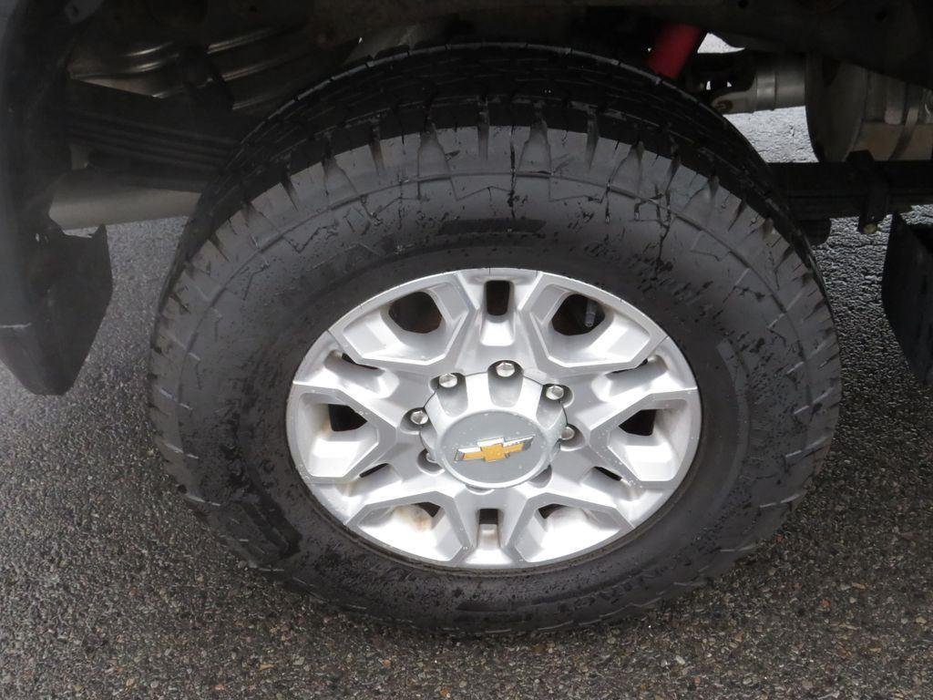 Used 2024 Black Chevrolet LT image 13