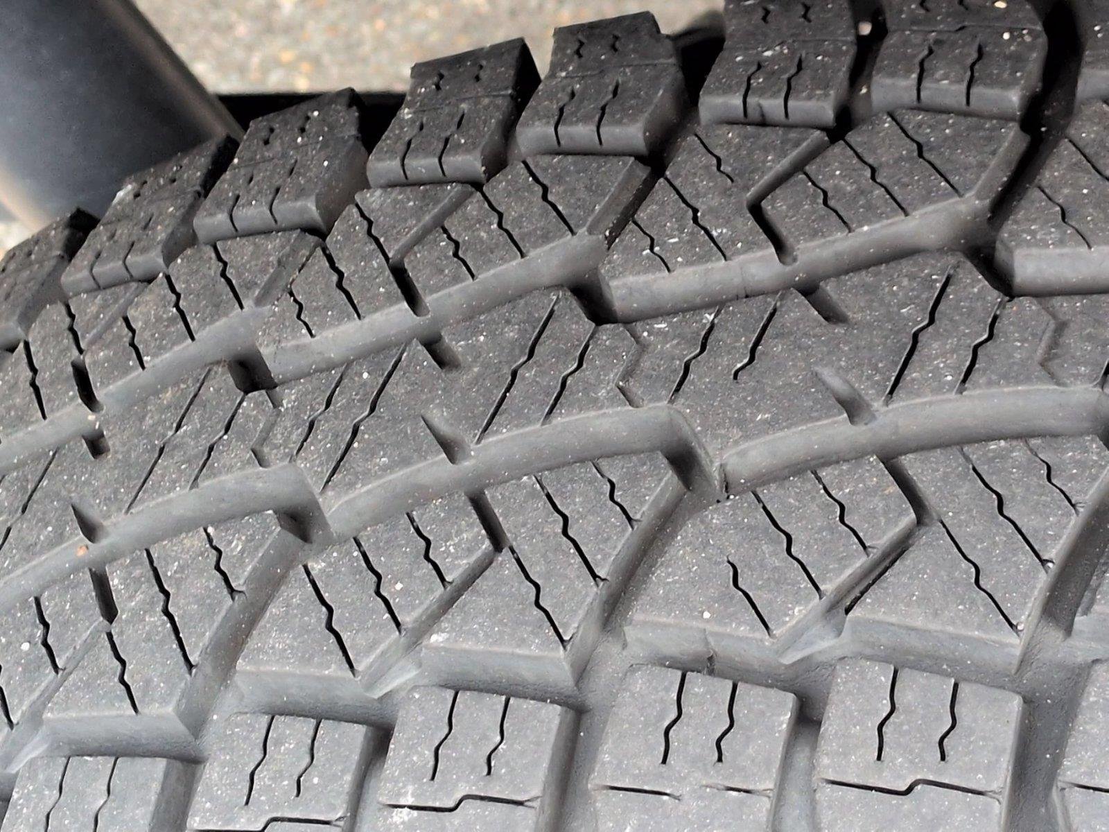 Used 2023 Black Clearcoat Jeep Sport S image 13