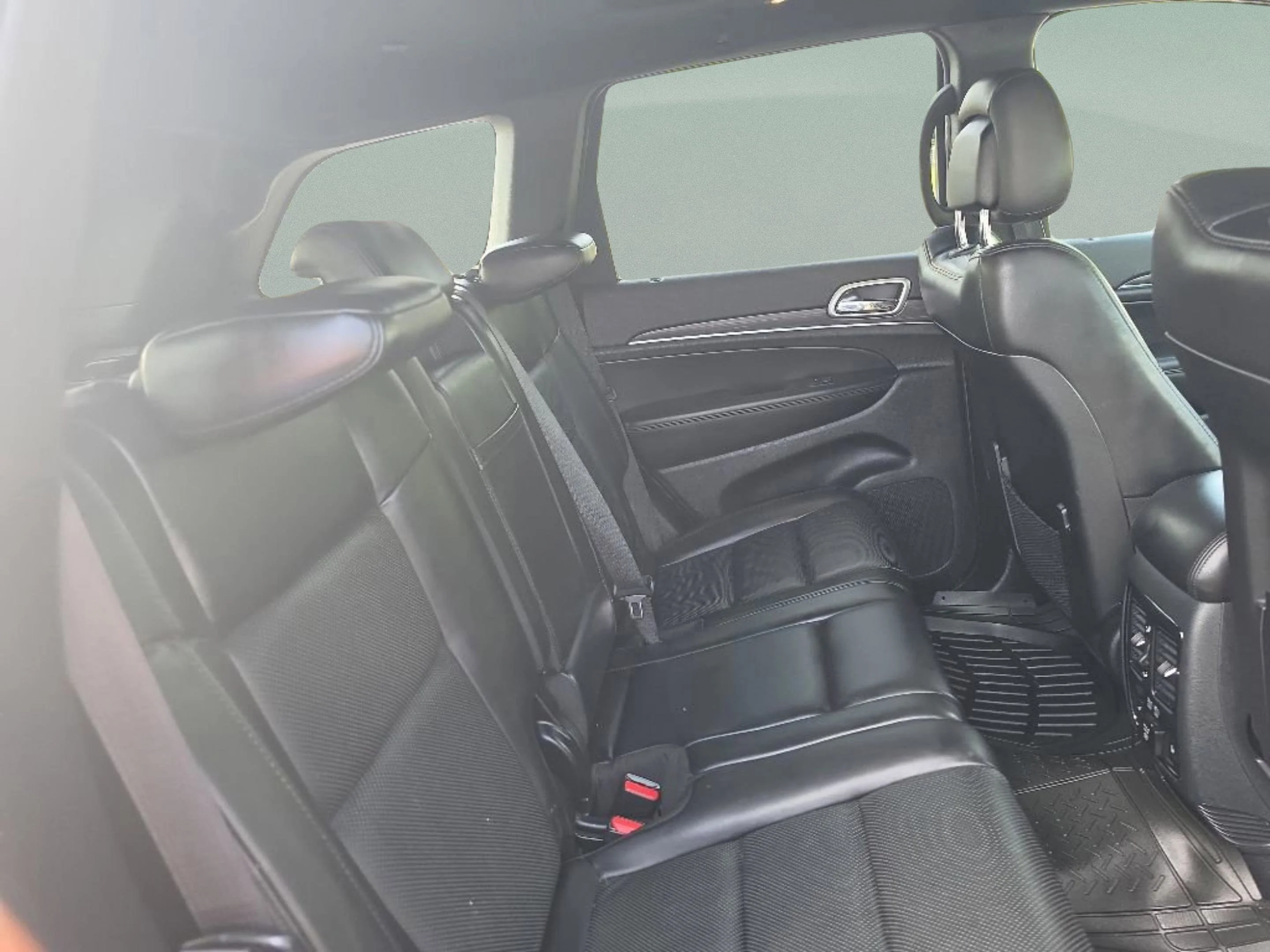 Used 2019 Black Jeep Limited 4x2 image 25