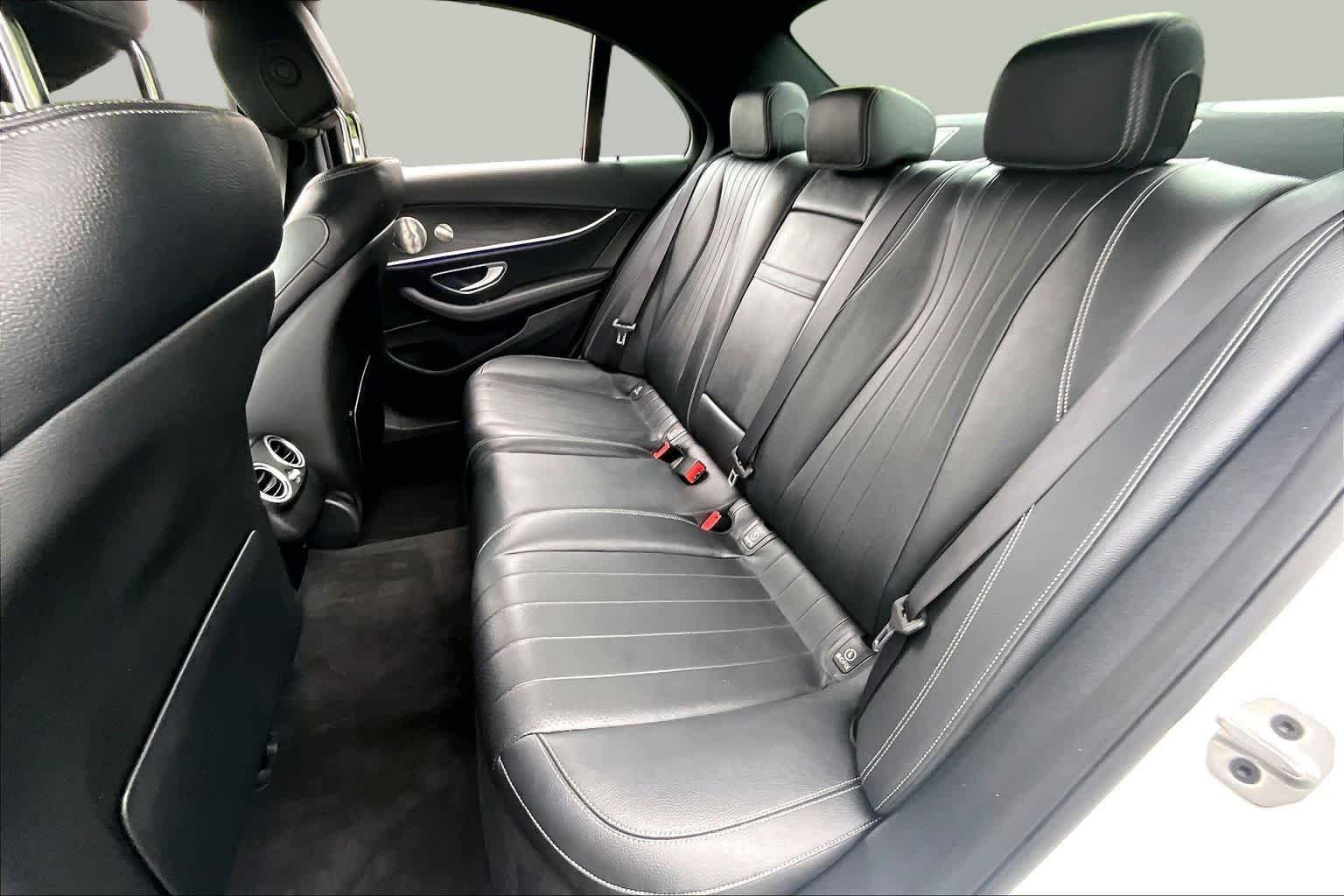 Used 2022 Polar White Mercedes-Benz E 350 image 20