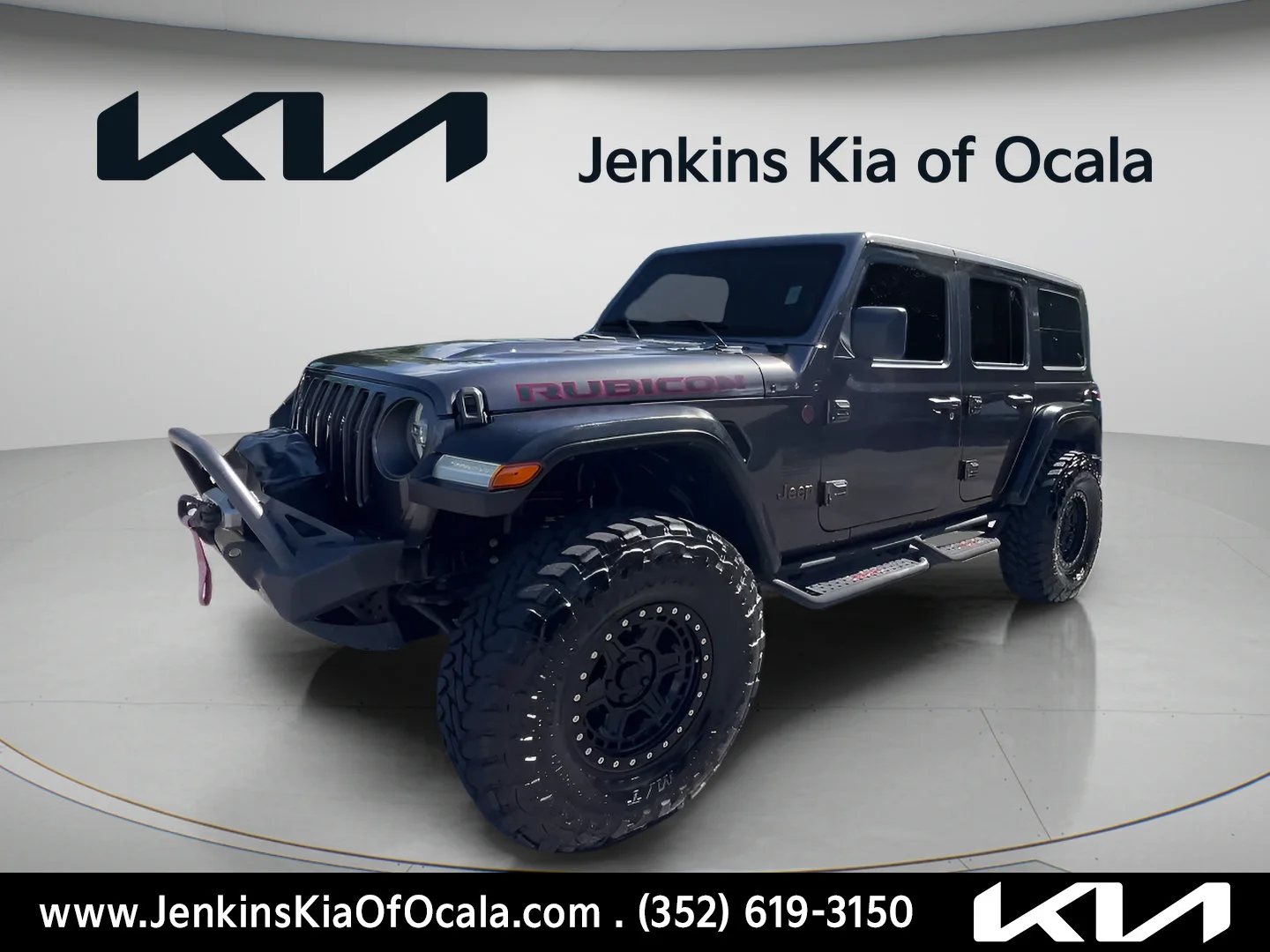 Used 2020 Granite Crystal Metallic Clearcoat Jeep Rubicon image 1