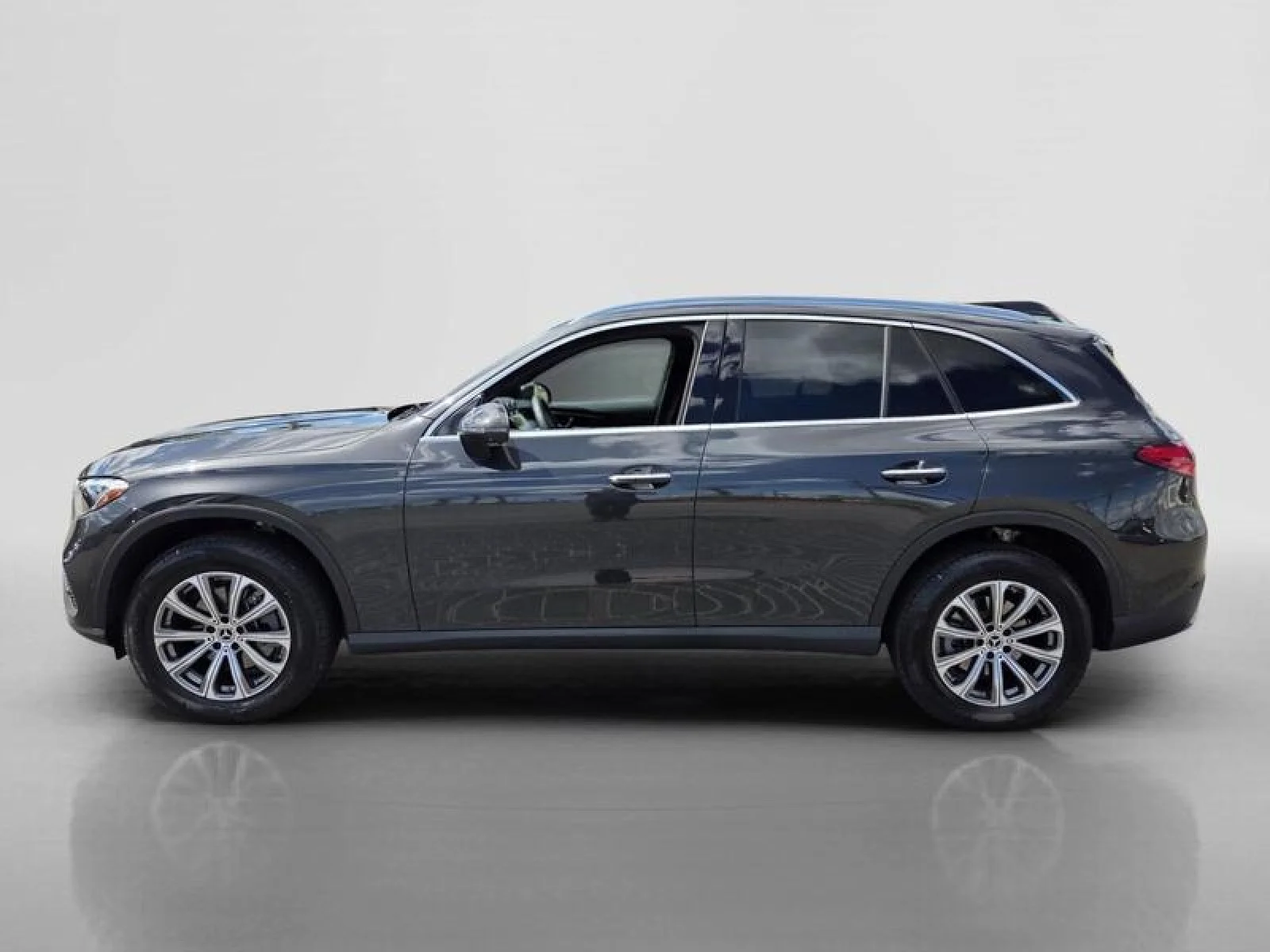 Certified Used 2026 Graphite Grey Metallic Mercedes-Benz GLC 300 image 2