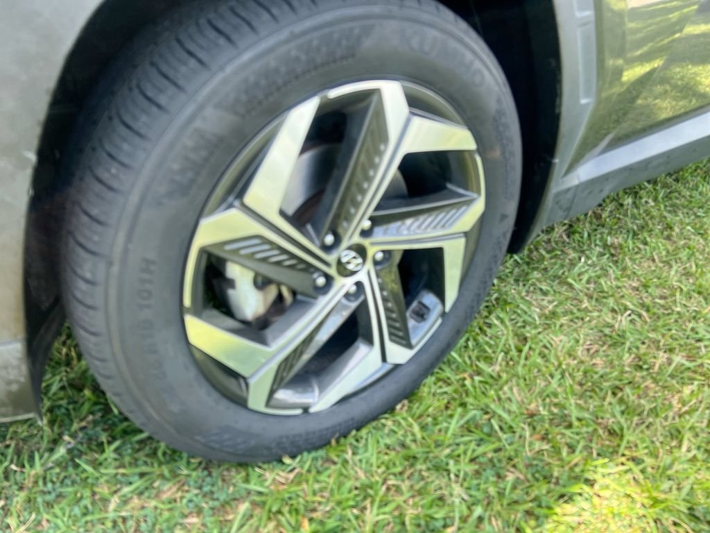 Certified Used 2022 Gray Hyundai SEL image 18