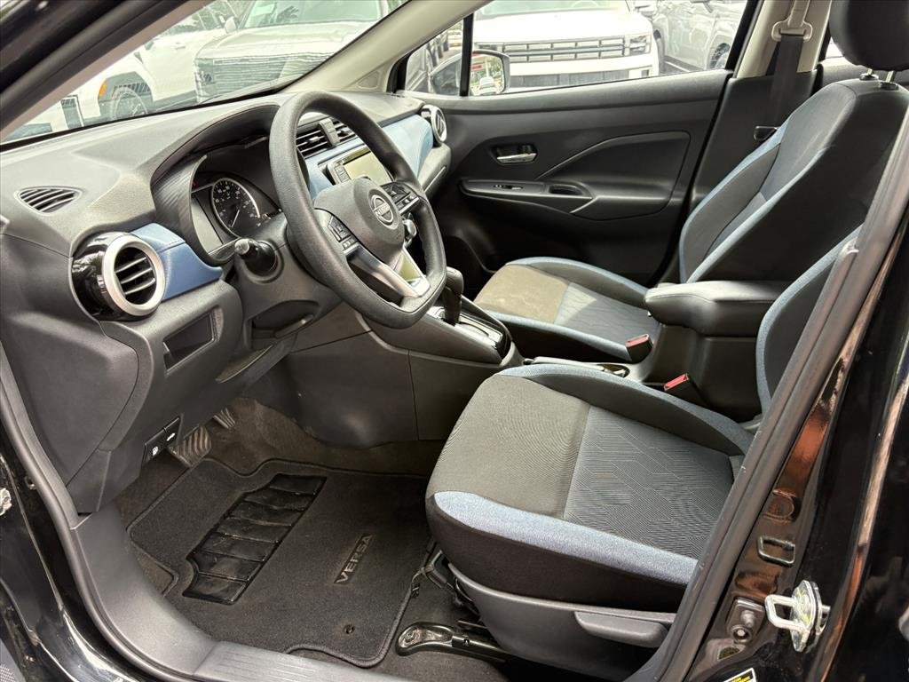 2025 Nissan Versa Sedan SV - Photo 15
