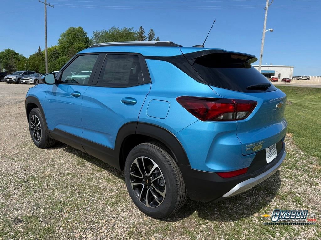 New 2026 Marina Blue Metallic Chevrolet LT image 23