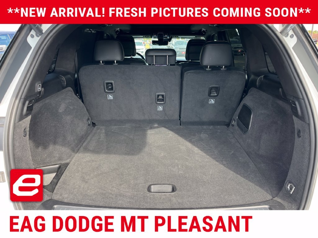 Used 2022 White Jeep Summit Reserve image 13